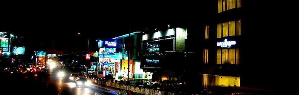 La Sara Hometel Bangalore Exterior foto